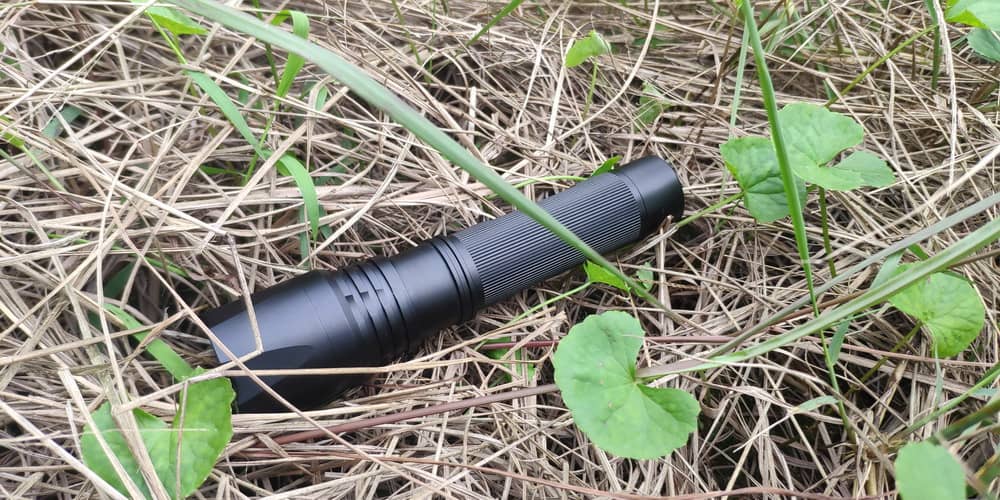 sa253 1100 lumen long beam distance led flashlight sa253 1100 lumen long beam distance led flashlight