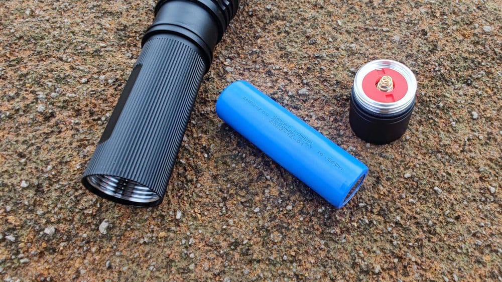 sa253 1100 lumen long beam distance led flashlight sa253 1100 lumen long beam distance led flashlight